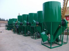 供應青州邦馳立式粉碎機混合飼料粉碎機-- 青州市邦馳機械設備有限公司銷售部