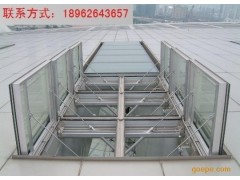 一字型電動采光排煙天窗09J621-2專業(yè)廠家-- 萬維通風設備有限公司