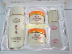 色斑克星，佳春堂嫩膚養(yǎng)顏四合一-- 廣西南寧市護膚精品化妝品公司銷售部