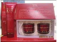 美膚白完美嫩白凈斑組合二件套送洗面奶-- 廣西南寧市護(hù)膚精品化妝品公司銷(xiāo)售部