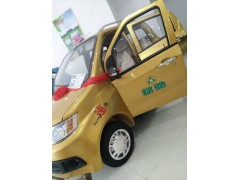江西斌馳四輪電動(dòng)車生產(chǎn)廠家、四輪電動(dòng)汽車、陸地方舟電動(dòng)汽車加盟、加盟電動(dòng)汽車需要多少錢、新能源汽車代理、電動(dòng)汽車廠家-- 江西斌馳實(shí)業(yè)有限公司