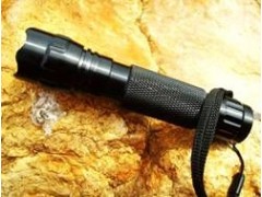 樂清大浪電器DL5100型遠(yuǎn)射強(qiáng)光手電筒-- 浙江省樂清市大浪照明電器有限公司