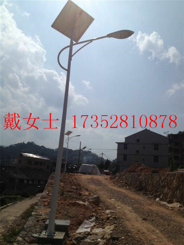 湖南衡南太陽(yáng)能路燈批發(fā)價(jià)格表-- 湖南浩峰照明工程有限公司