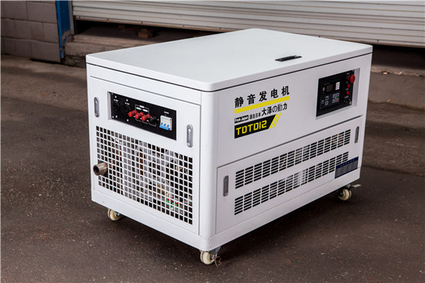 四缸水冷12kw靜音汽油發電機TOTO12-- 上海豹羅實業有限公司