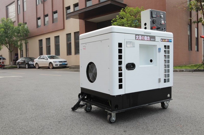 雙缸18kw永磁變頻柴油發電機大澤動力-- 上海豹羅實業有限公司