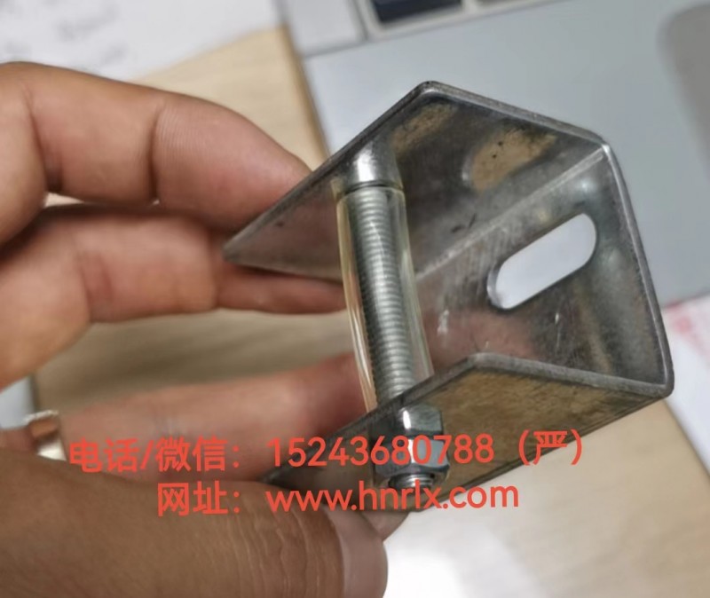 鋁板掛件廠家/U型鋁板掛件/鋁板掛件定制/墻體鋁板掛件定制-- 湖南潤(rùn)森祥裝飾材料有限公司